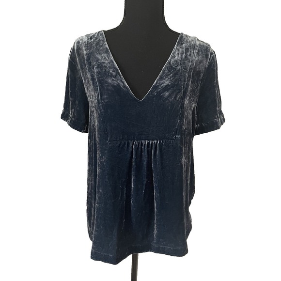 Sundance Tops - SUNDANCE Womens Sz L Blue Crushed‎ Velvet Top Rayon Silk Blend Whimsigoth Boho